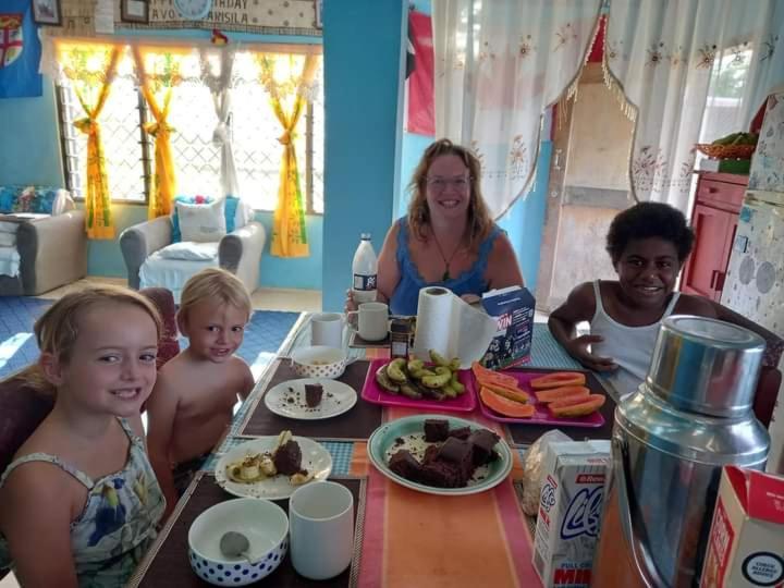 Save'S Homestay Nadi Exteriör bild
