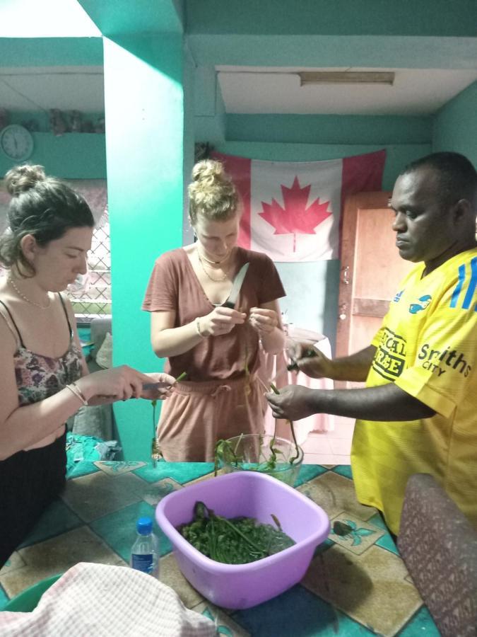 Save'S Homestay Nadi Exteriör bild