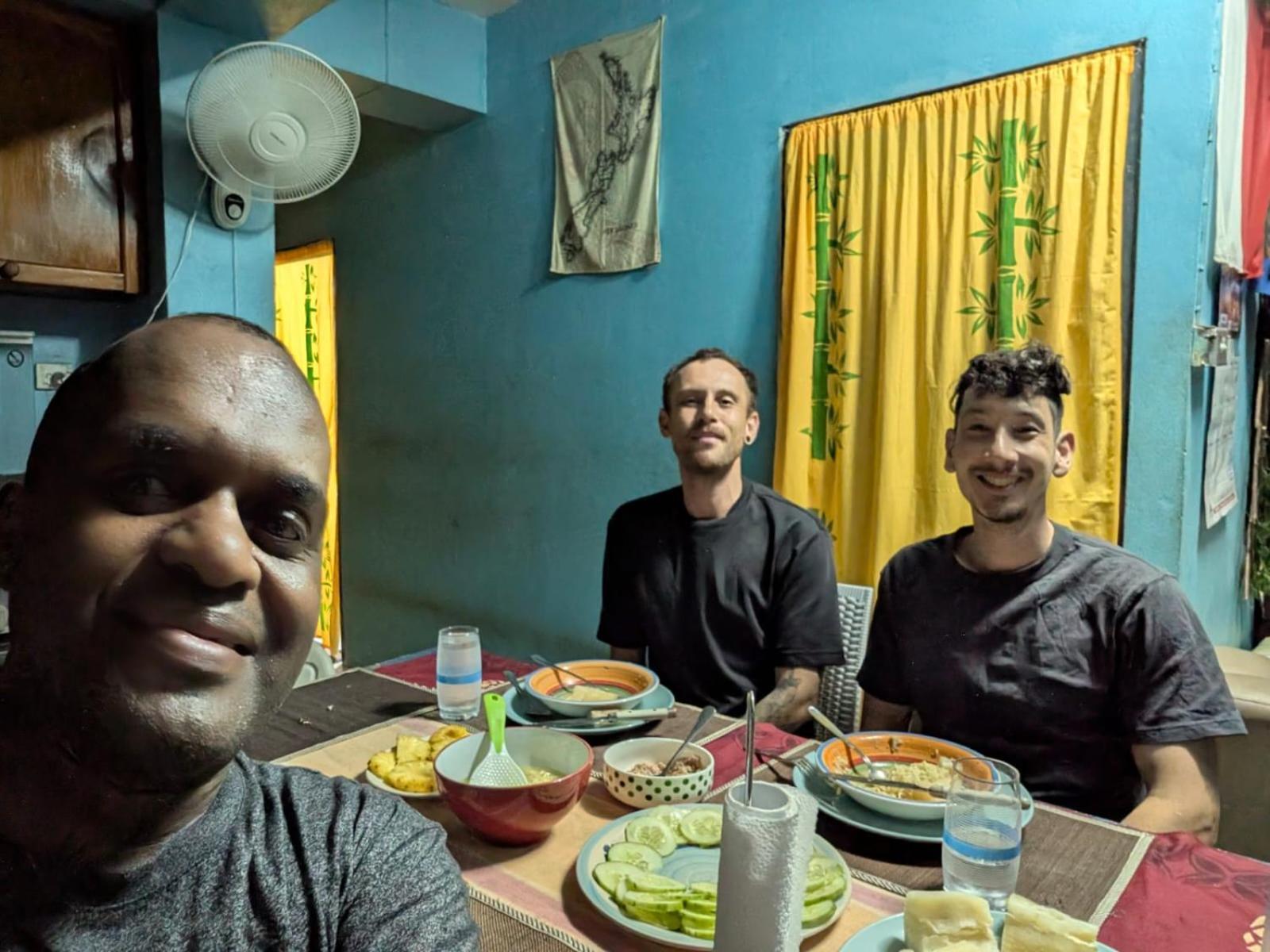 Save'S Homestay Nadi Exteriör bild