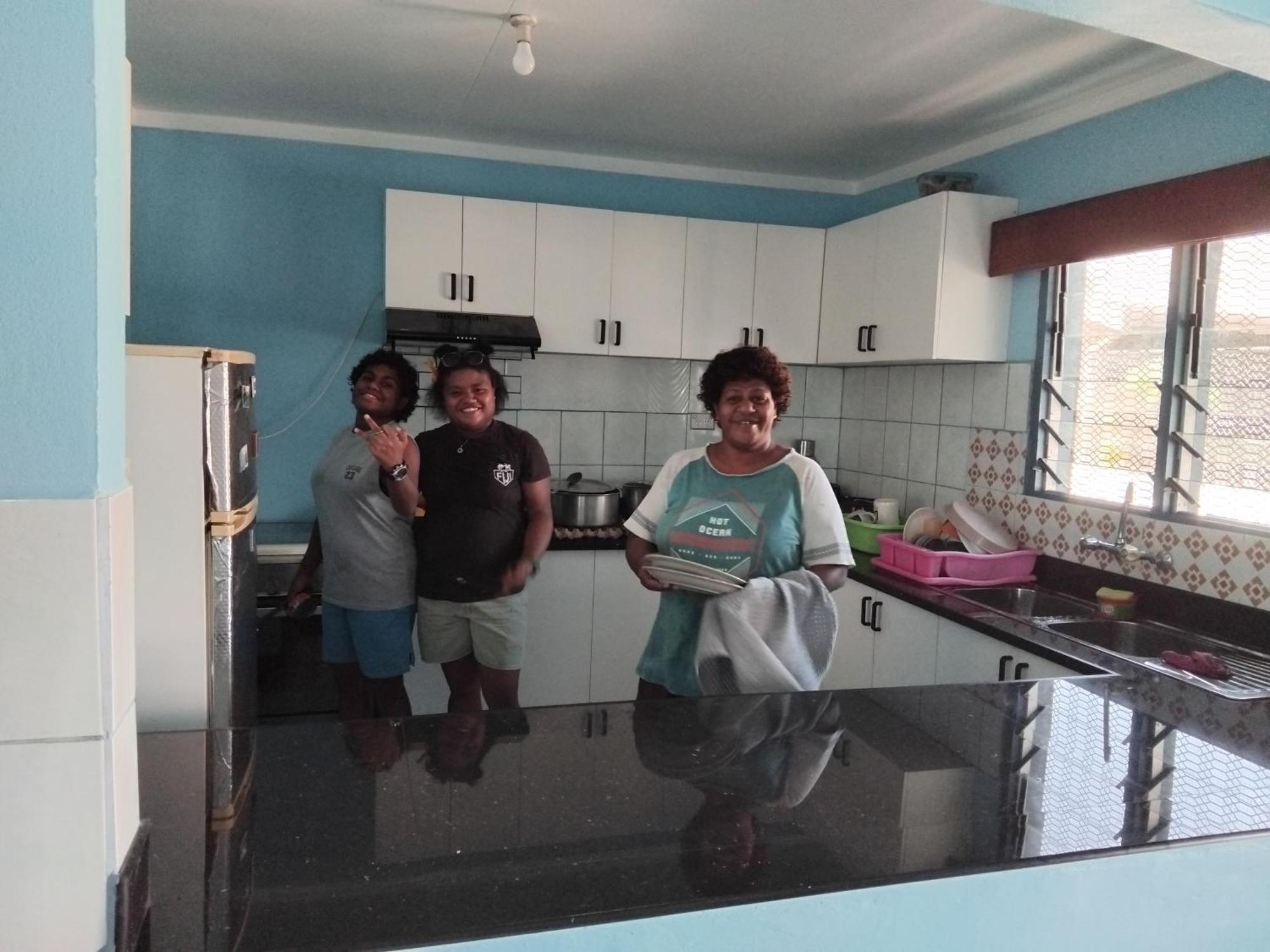 Save'S Homestay Nadi Exteriör bild